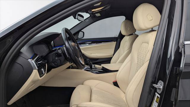 Used 2023 BMW 530i xDrive w/ Premium Package AWD/4WD image 13