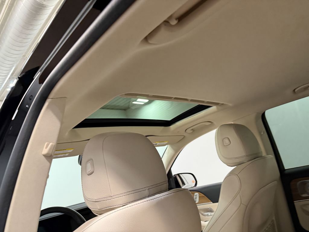 Used 2023 Mercedes-Benz GLE 350 4MATIC w/ 3rd Row Seat Package image 52