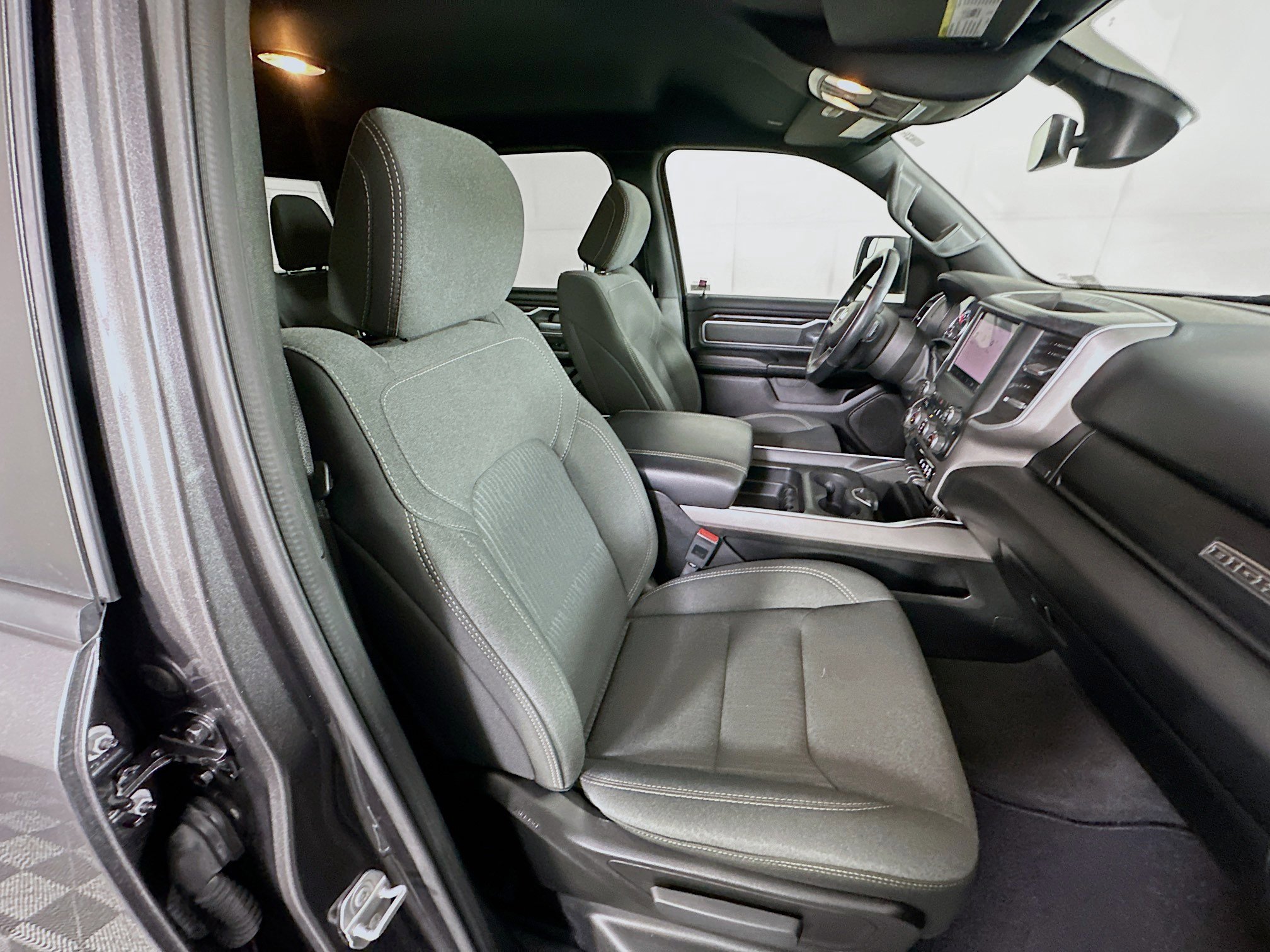 Used 2022 RAM 1500 Big Horn image 30