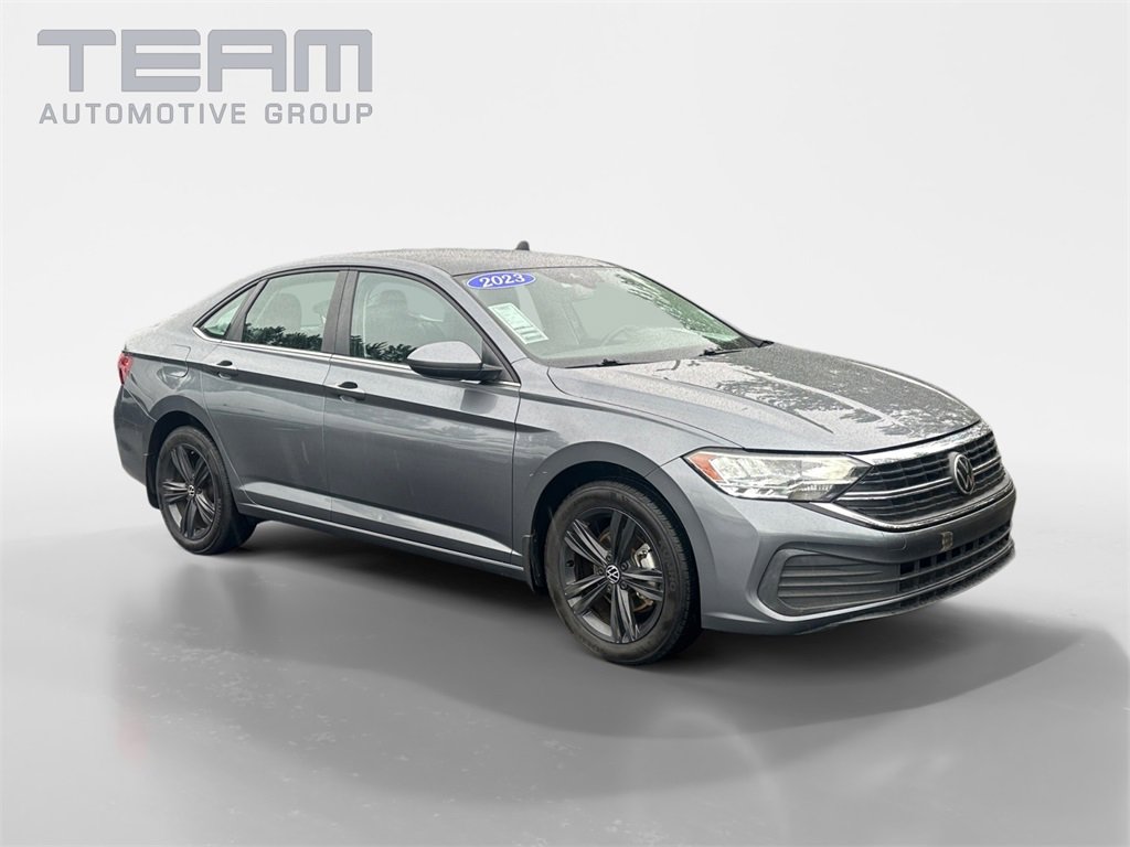 Used 2023 Volkswagen Jetta SE