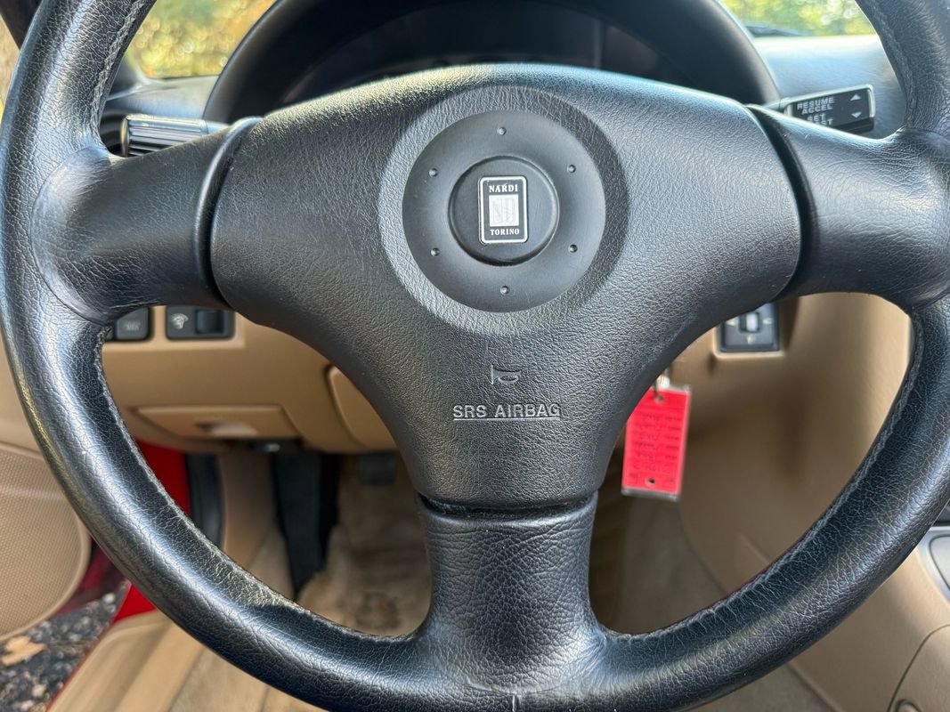 Used 1999 MAZDA MX-5 Miata image 23