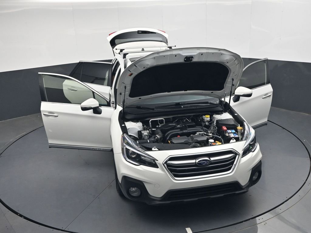 Used 2018 Subaru Outback 2.5i Touring w/ Popular Package #3 AWD/4WD image 34