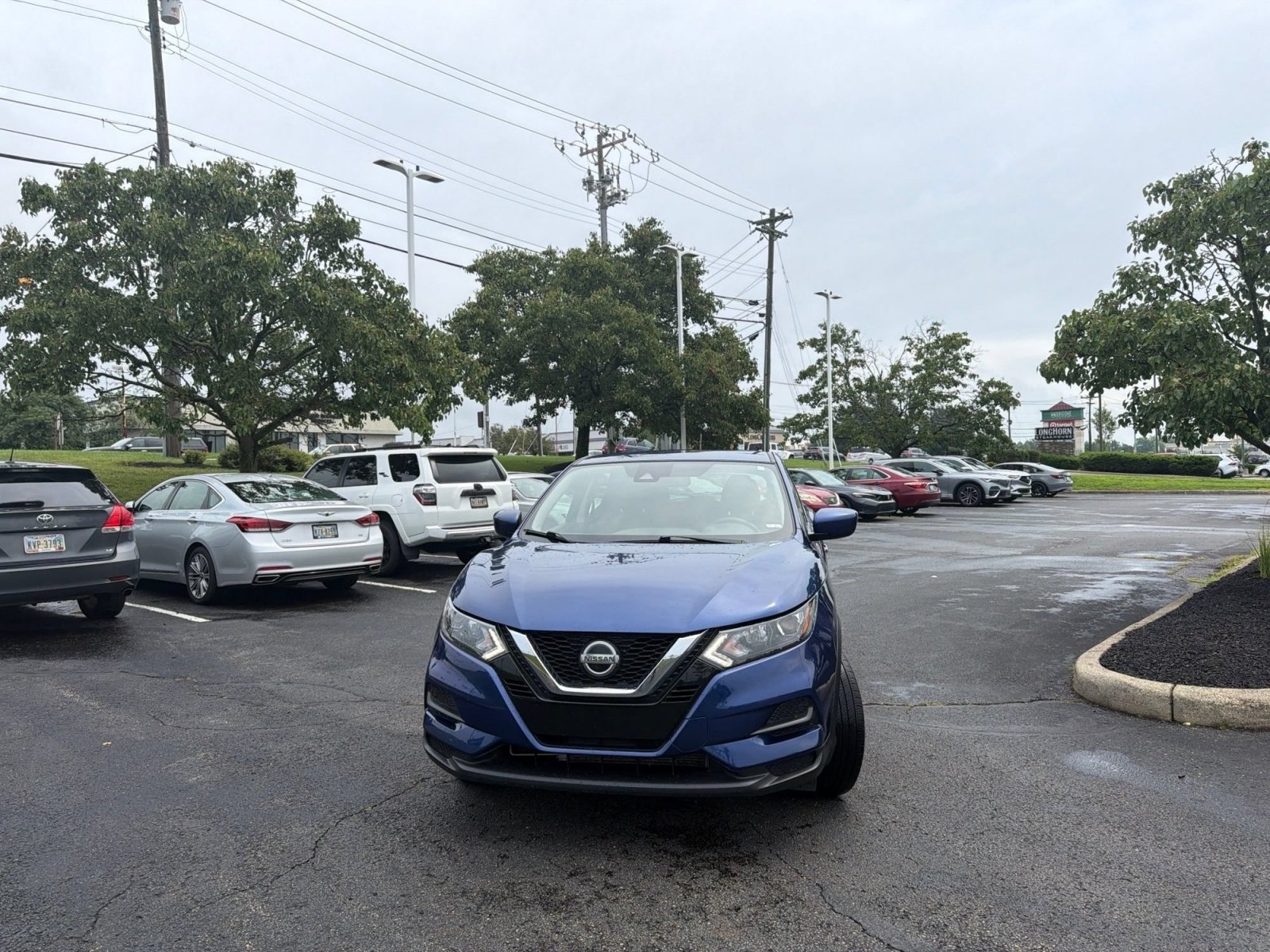 Used 2020 Nissan Rogue Sport S AWD/4WD image 4