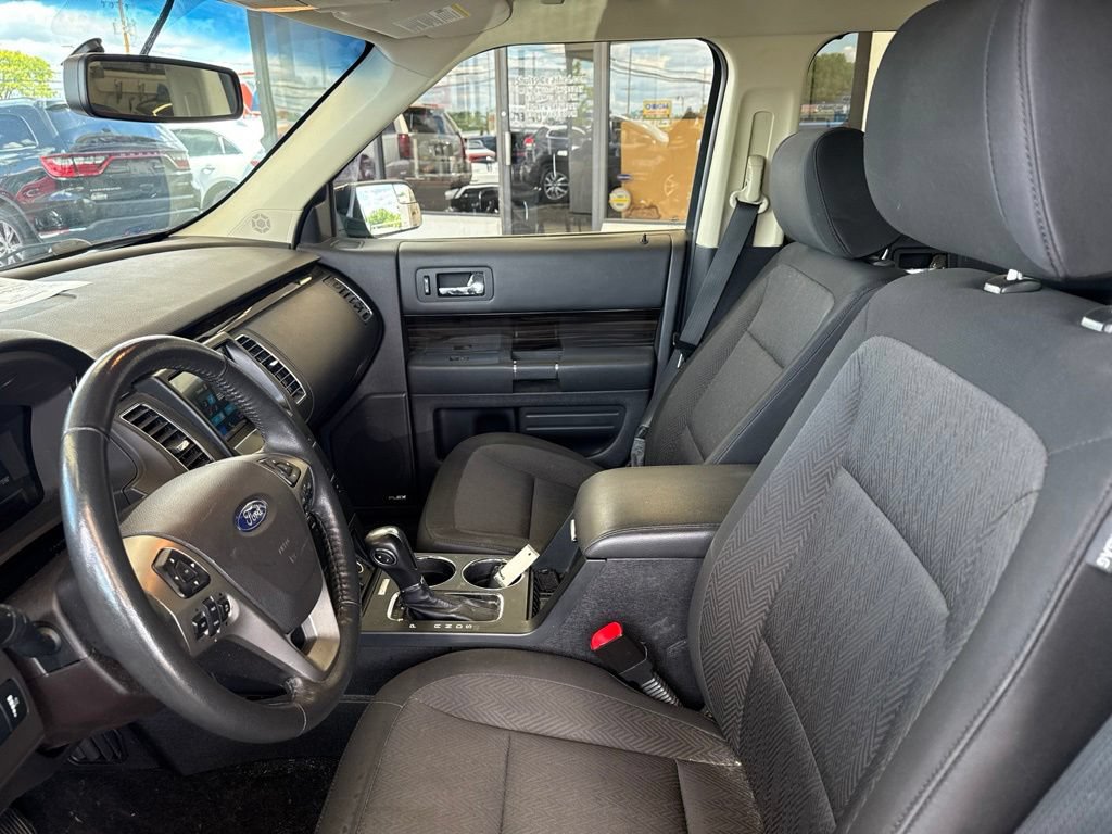 Used 2019 Ford Flex SEL w/ Class III Trailer Tow Package AWD/4WD image 13