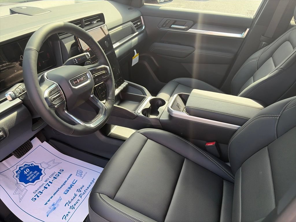 New 2027 GMC Terrain Elevation w/ Elevation Premium Package AWD/4WD image 17