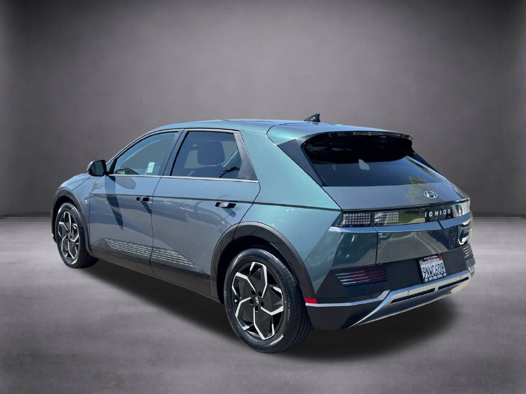 Certified 2024 Hyundai Ioniq 5 SE RWD image 6