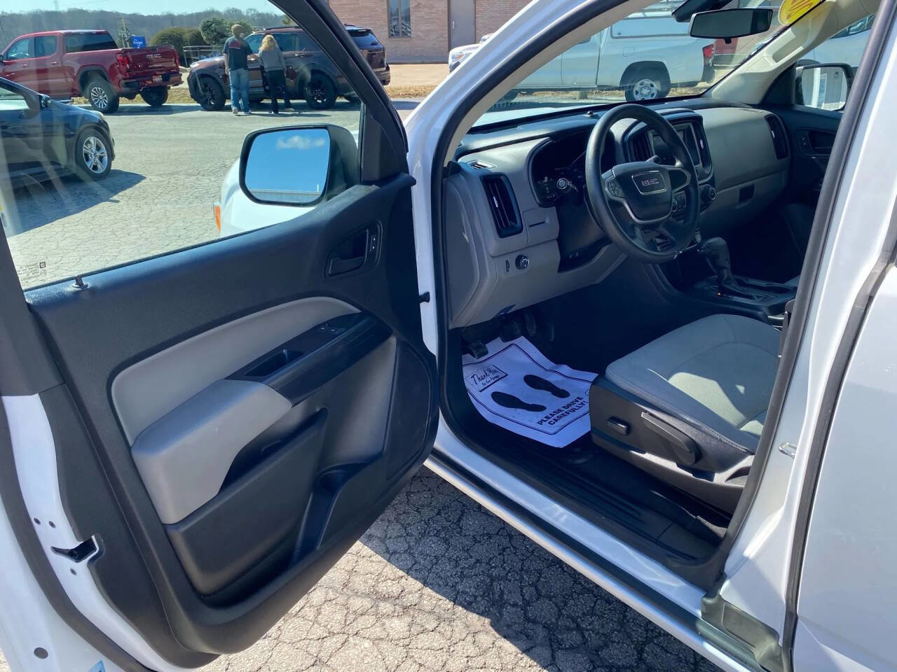 Used 2020 GMC Canyon W/T w/ Convenience Package image 9