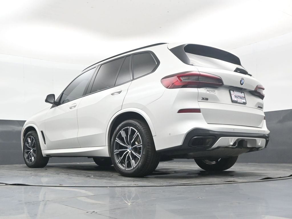 Used 2023 BMW X5 M50i w/ Executive Package AWD/4WD image 39