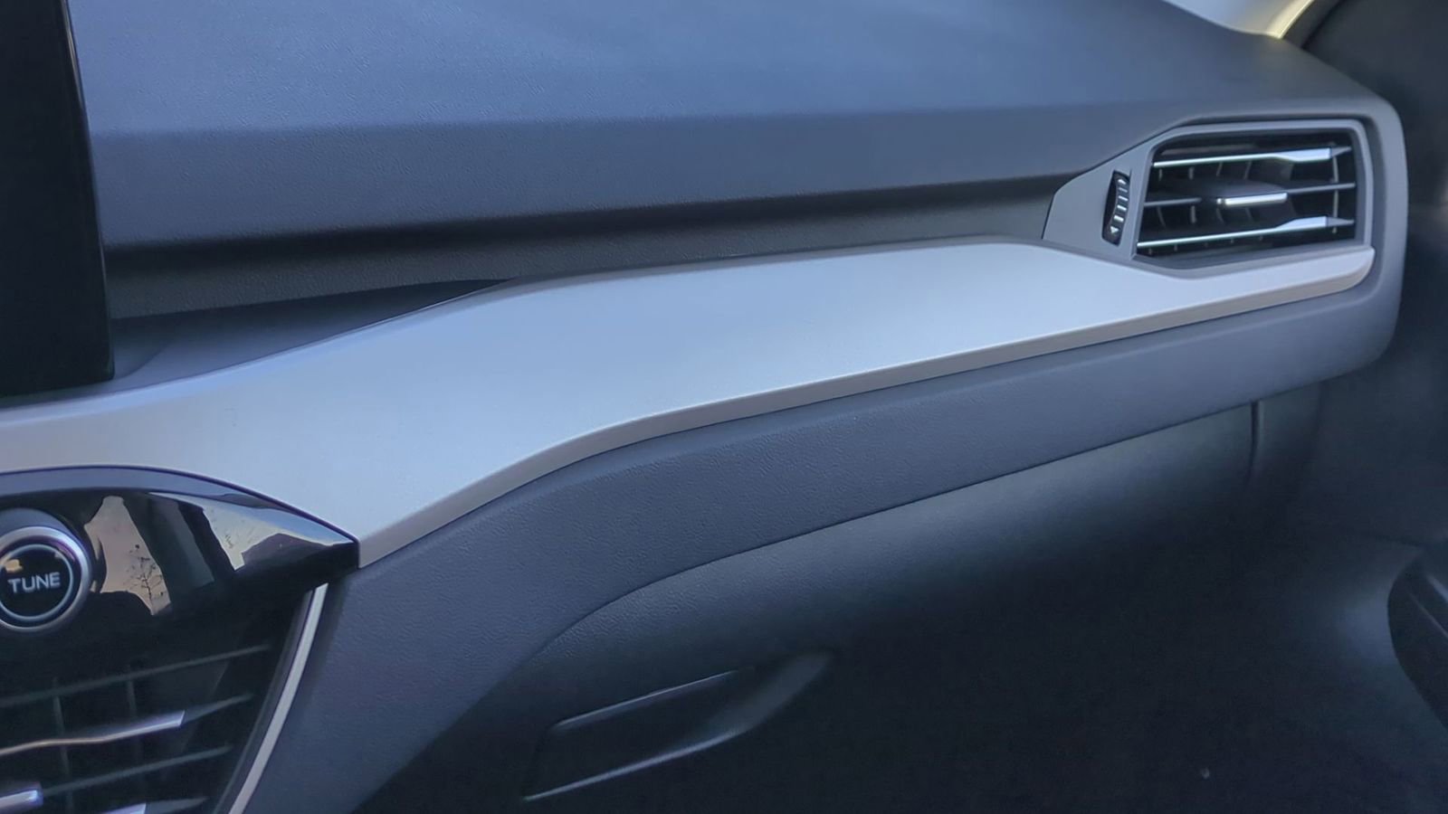 Used 2022 Ford Escape SEL image 22