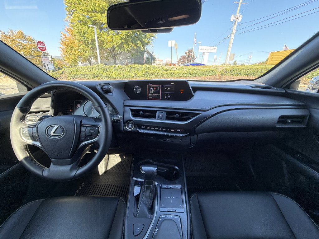 Used 2020 Lexus UX 200 w/ Accessory Package FWD image 18