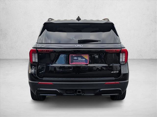 Certified 2025 Ford Explorer ST-Line w/ ST-Line Street Pack image 7