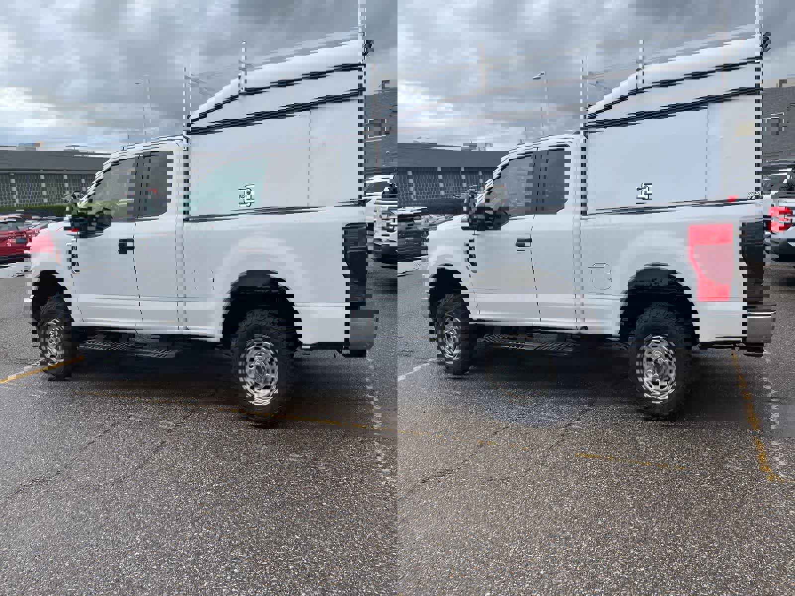 Used 2020 Ford F250 XL w/ Power Equipment Group image 7