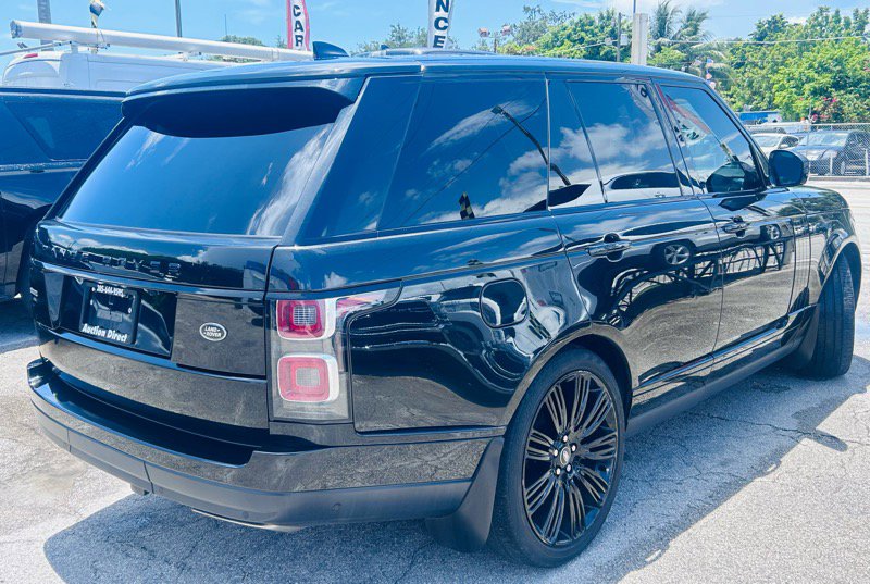 Used 2021 Land Rover Range Rover P525 Westminster Edition image 5