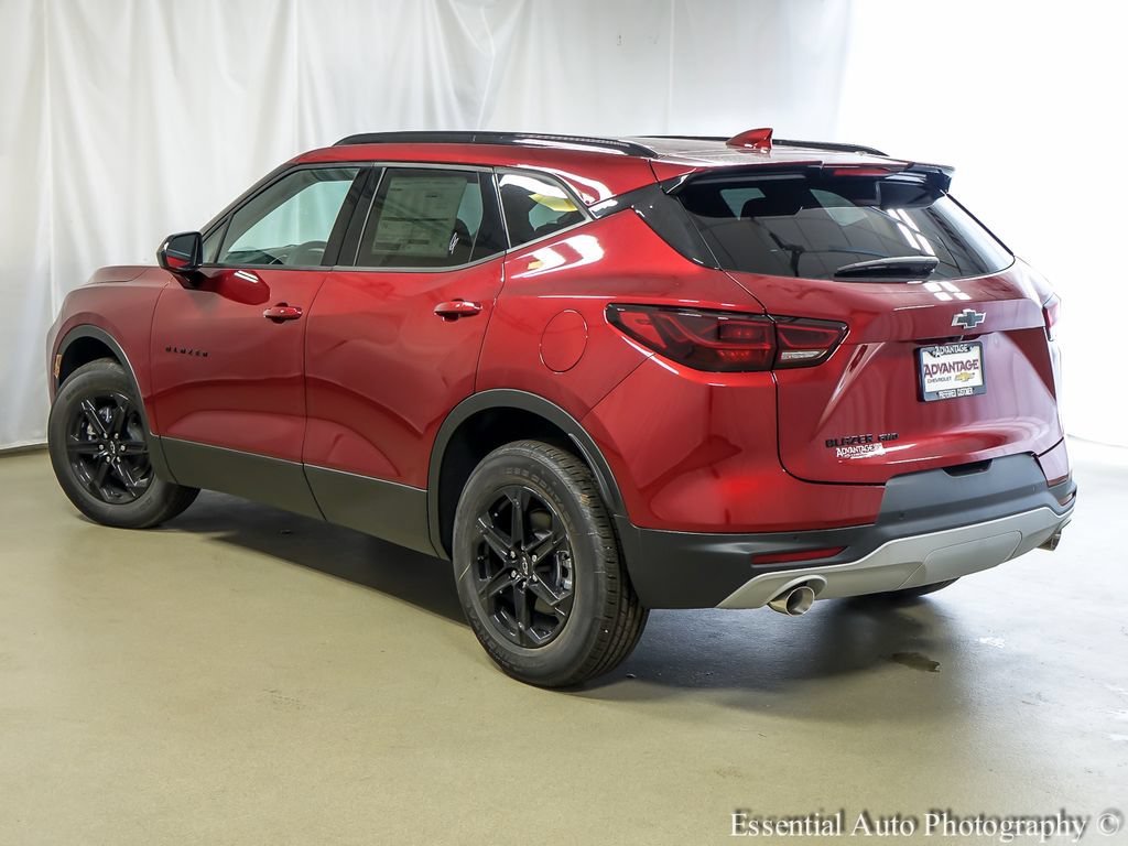 New 2026 Chevrolet Blazer LT w/ Convenience Package AWD/4WD image 8