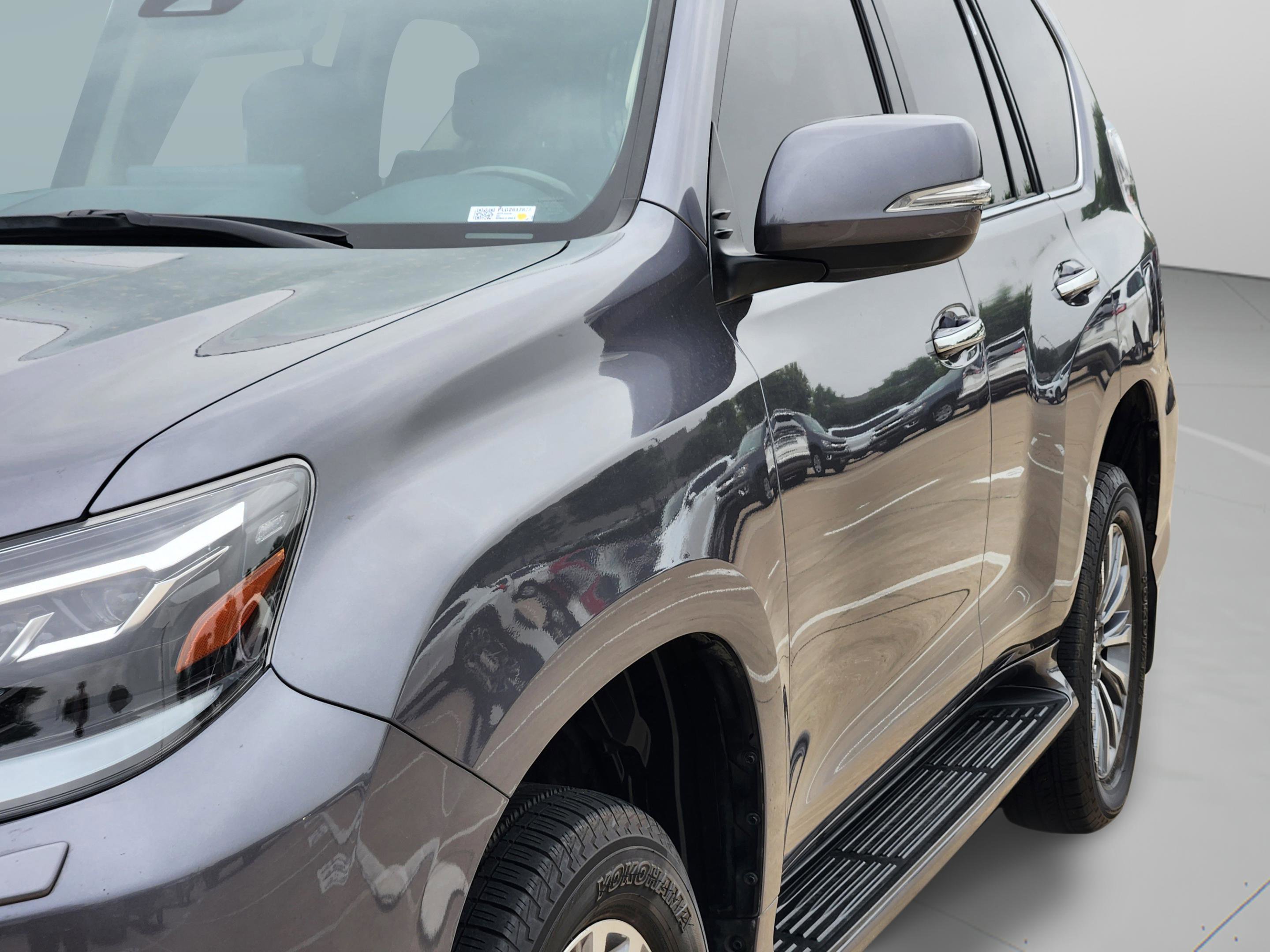 Used 2023 Lexus GX 460 Luxury w/ Accessory Package AWD/4WD image 39
