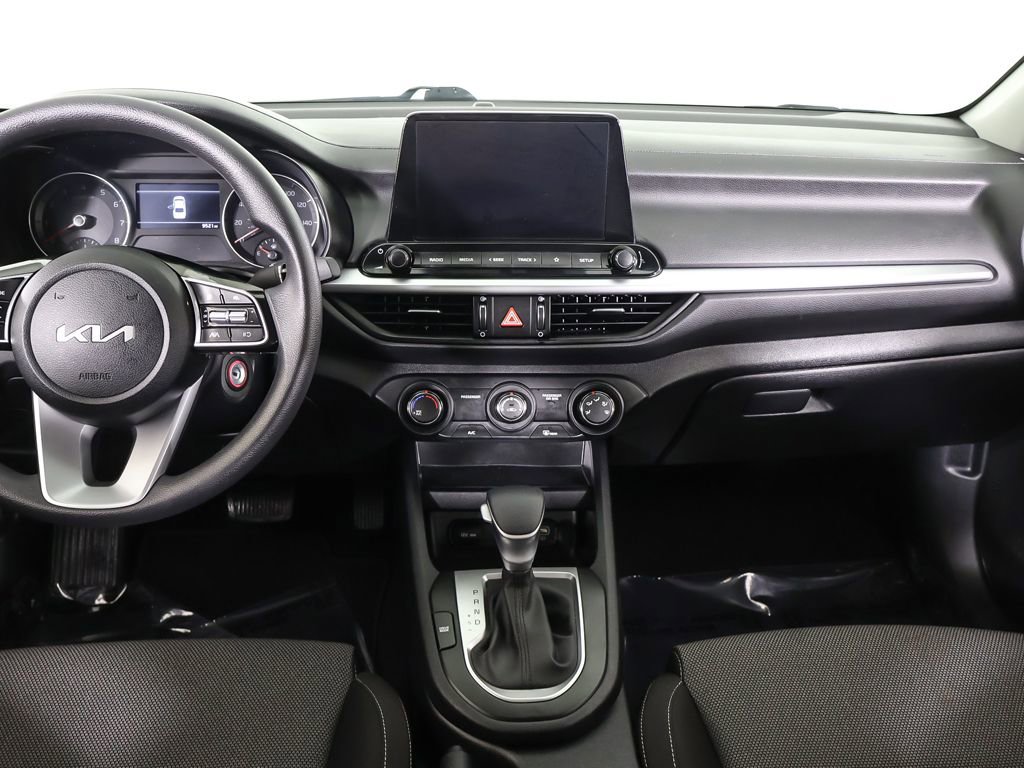 Certified 2024 Kia Forte LXS image 32