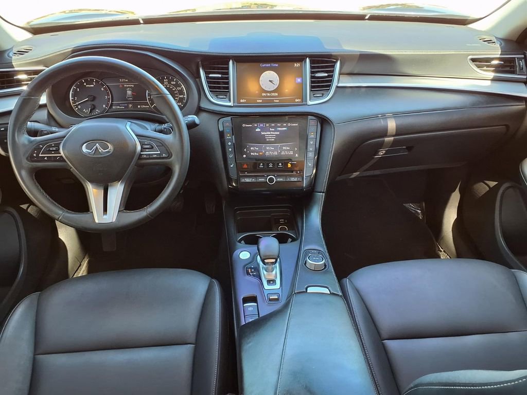 Used 2019 INFINITI QX50 Luxe w/ Cargo Package FWD image 18