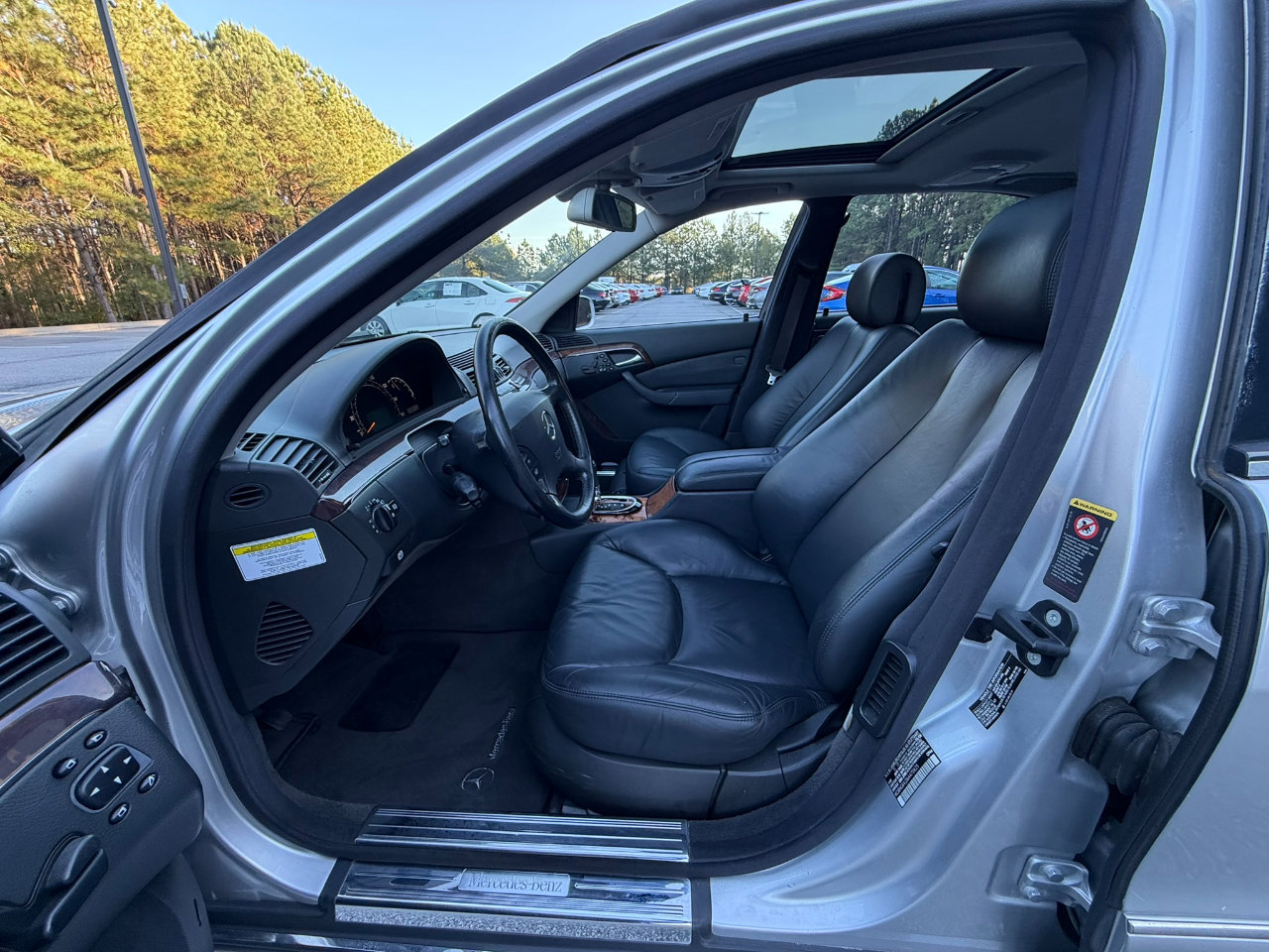 Used 2006 Mercedes-Benz S 500 4MATIC image 9