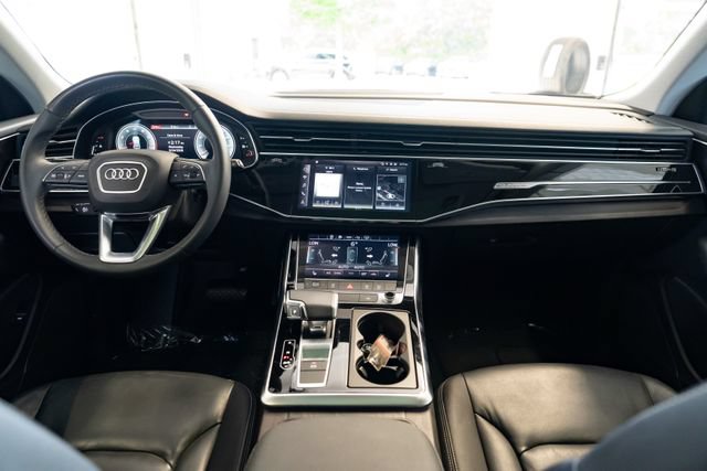 Used 2023 Audi Q8 Premium w/ Convenience Package AWD/4WD image 9