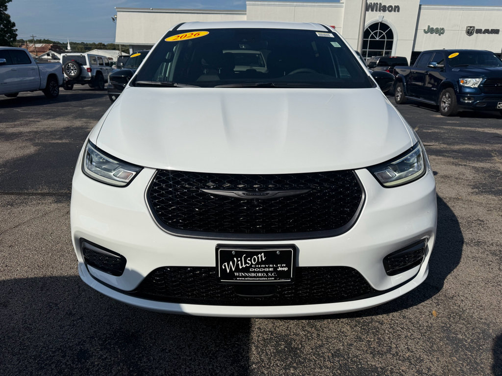 New 2026 Chrysler Pacifica Select image 3