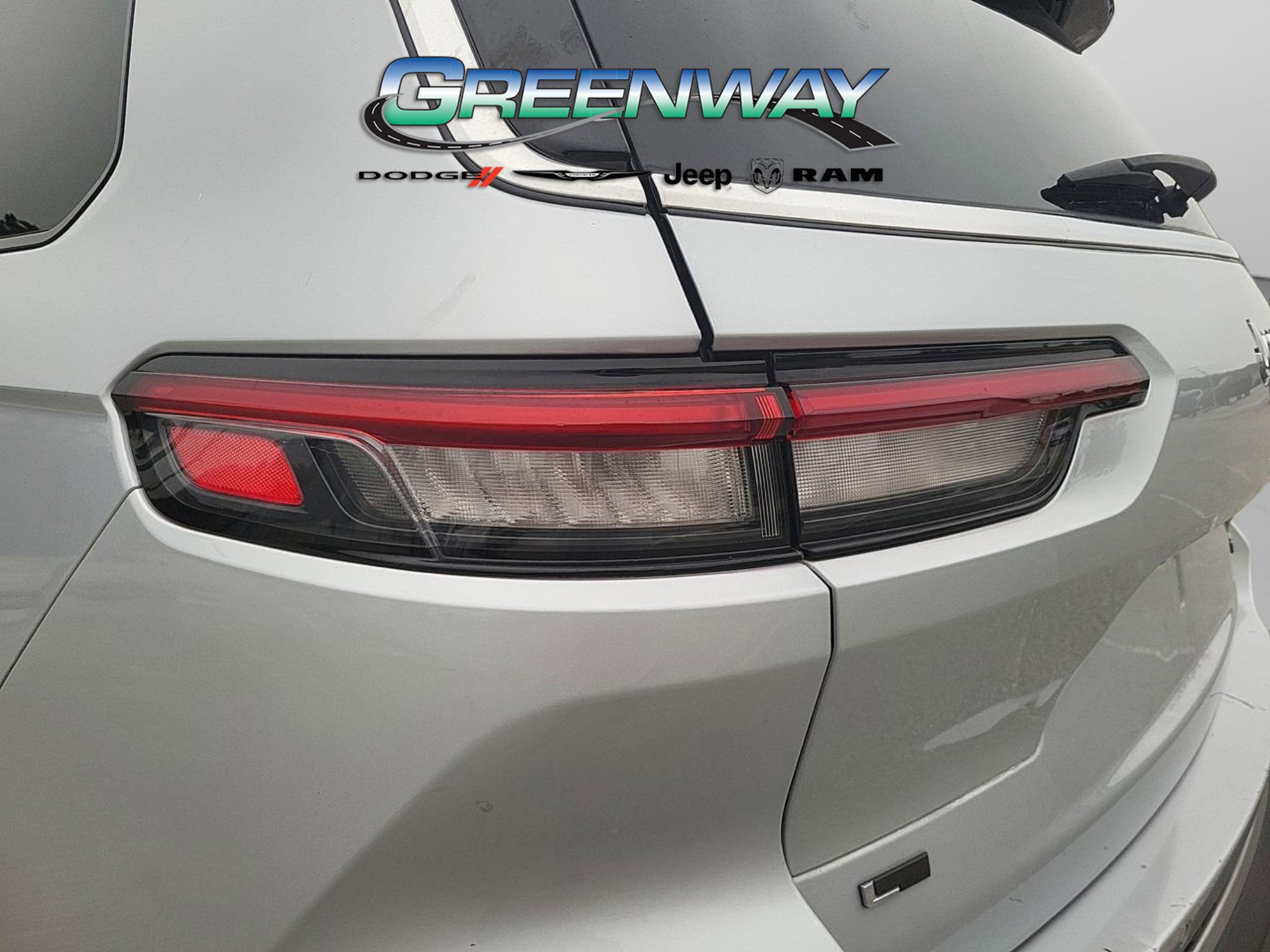 Used 2022 Jeep Grand Cherokee L Limited image 6