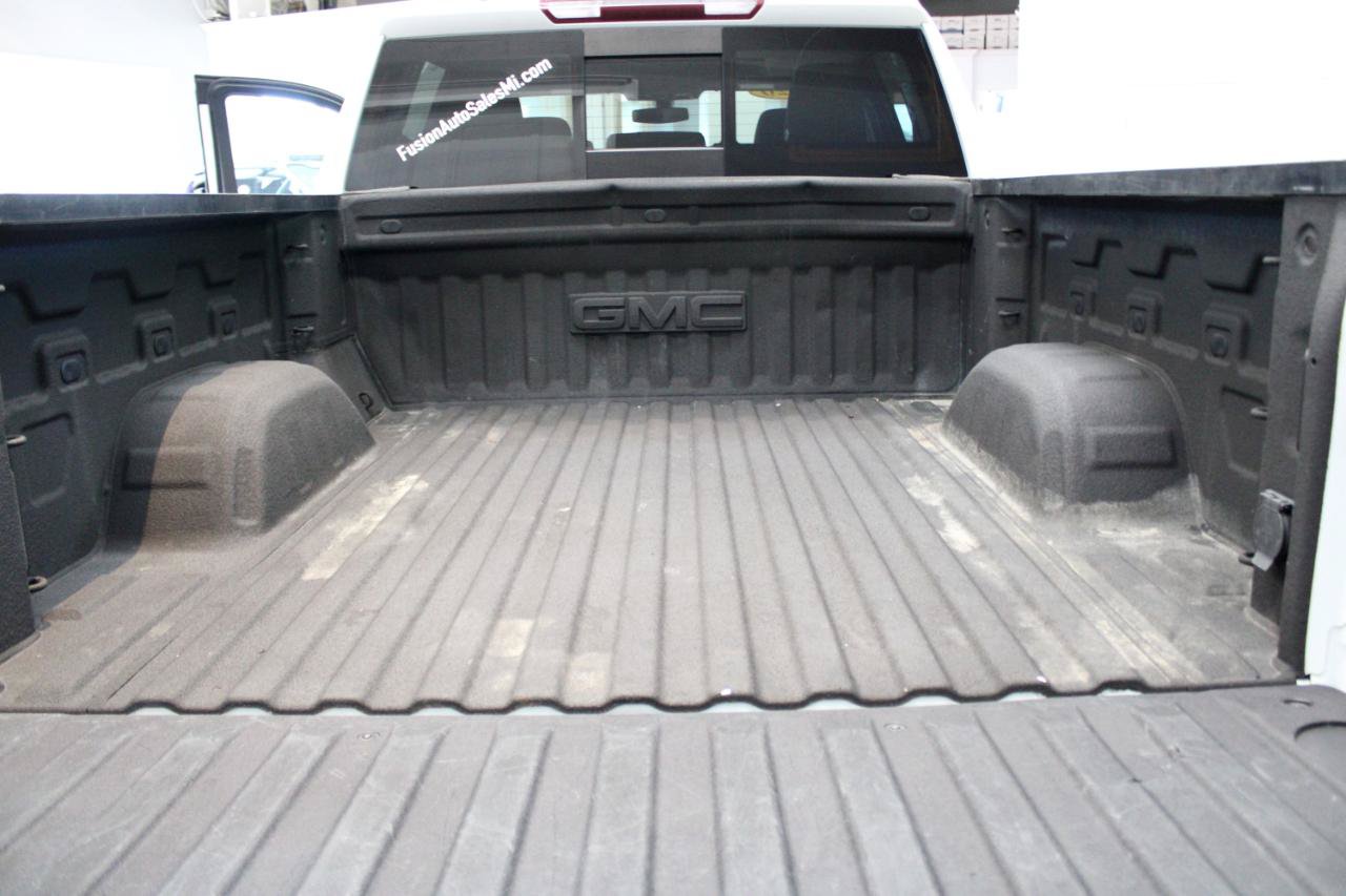 Used 2020 GMC Sierra 1500 Elevation w/ Elevation Value Package AWD/4WD image 14