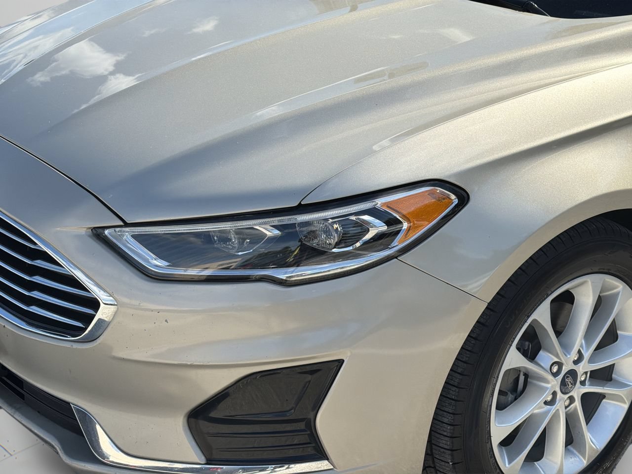 Used 2019 Ford Fusion SEL FWD image 6