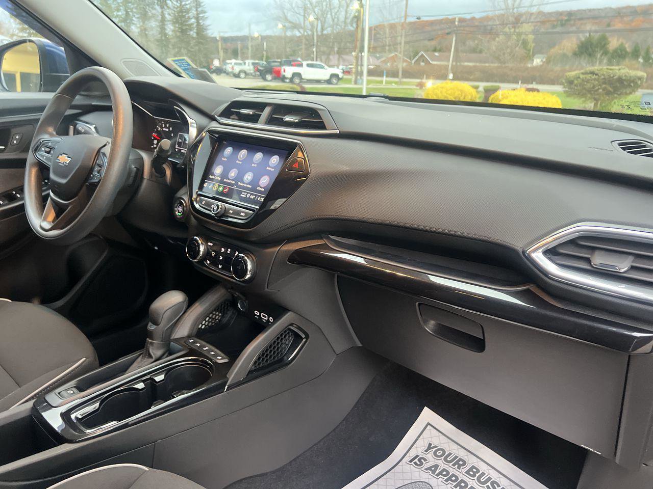 Certified 2023 Chevrolet TrailBlazer LT w/ Convenience Package image 28