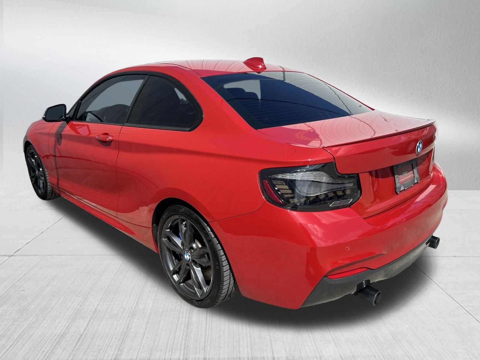 Used 2016 BMW M235i Coupe RWD image 6
