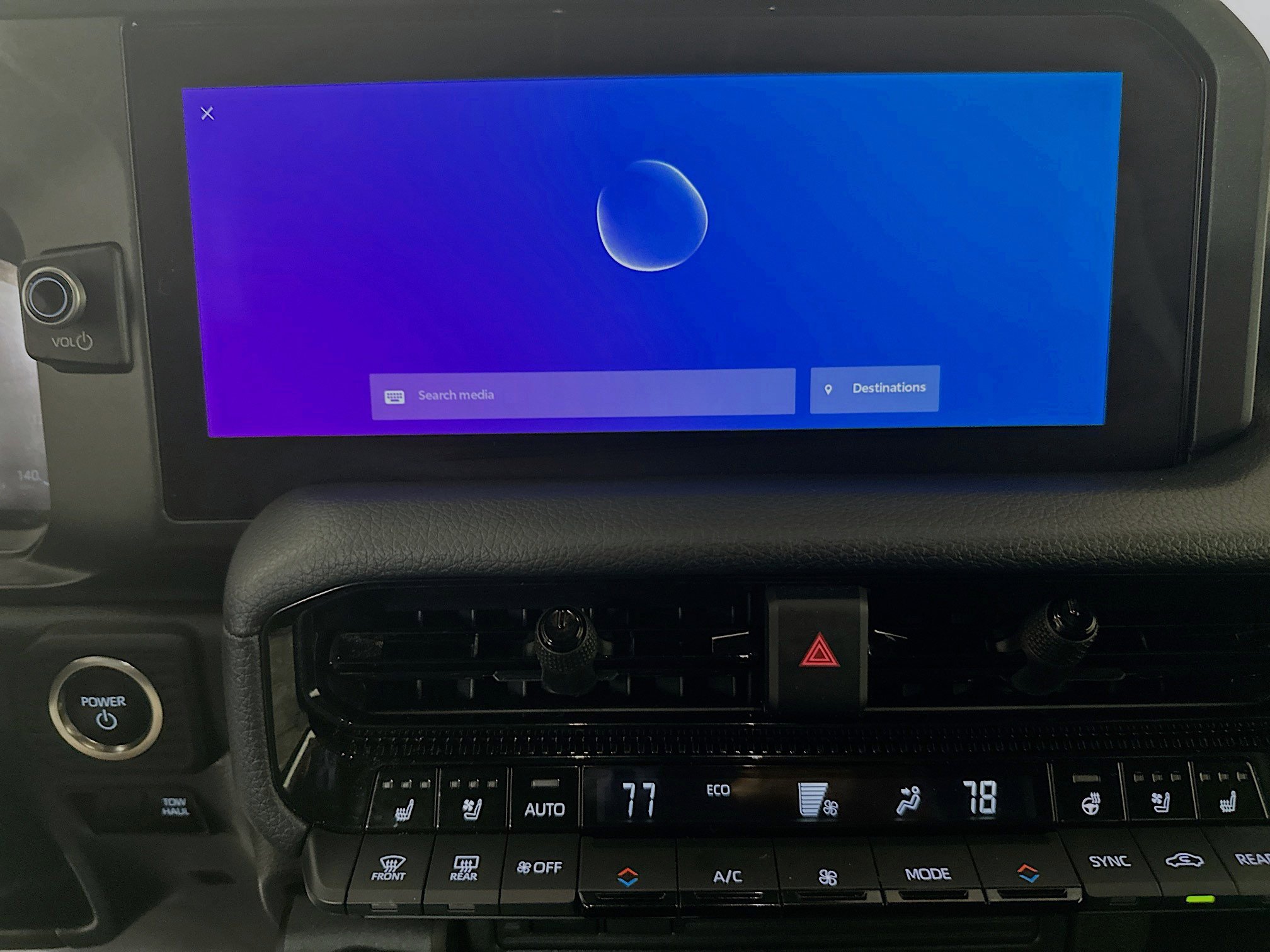 Certified 2025 Toyota Land Cruiser image 24