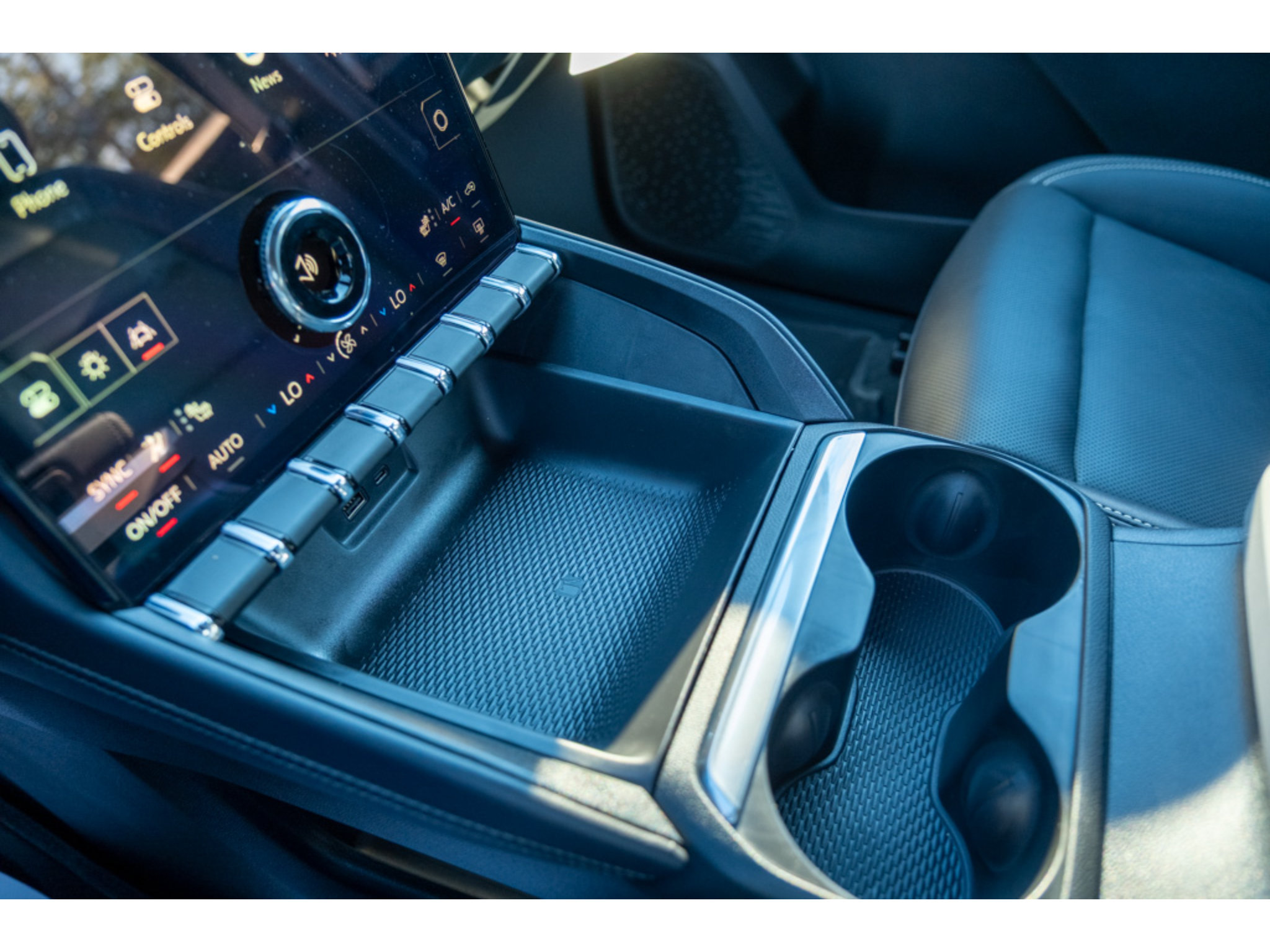 New 2027 GMC Terrain Elevation w/ Elevation Premium Package FWD image 25