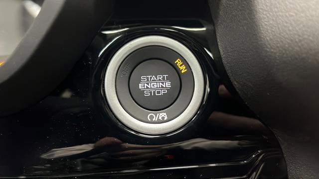 New 2026 RAM 1500 Laramie AWD/4WD image 23