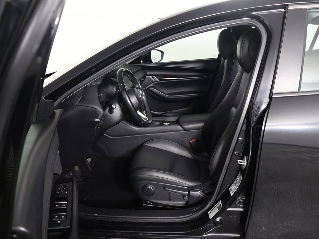 Used 2019 MAZDA MAZDA3 Sedan w/ Select Package image 22