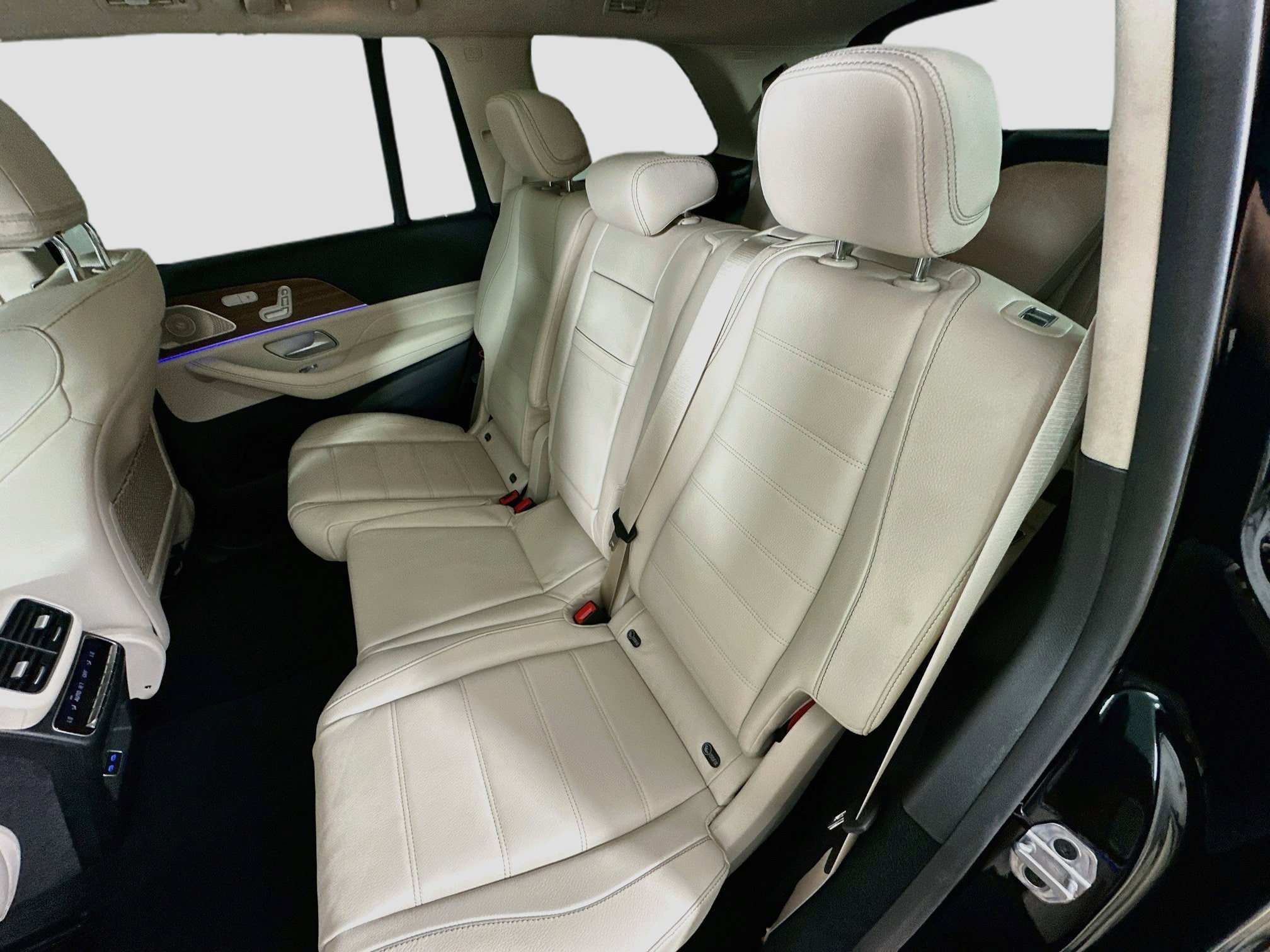 Certified 2026 Mercedes-Benz GLS 450 4MATIC image 31