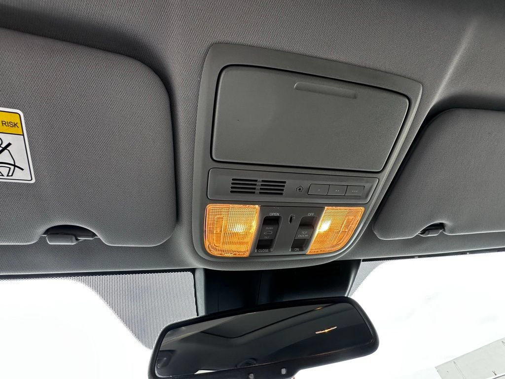 Used 2020 Honda CR-V Touring image 28
