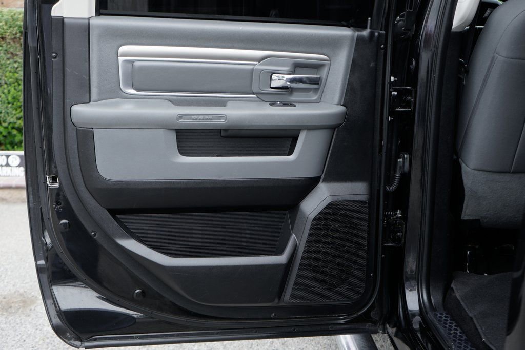 Used 2017 RAM 2500 Big Horn AWD/4WD image 30