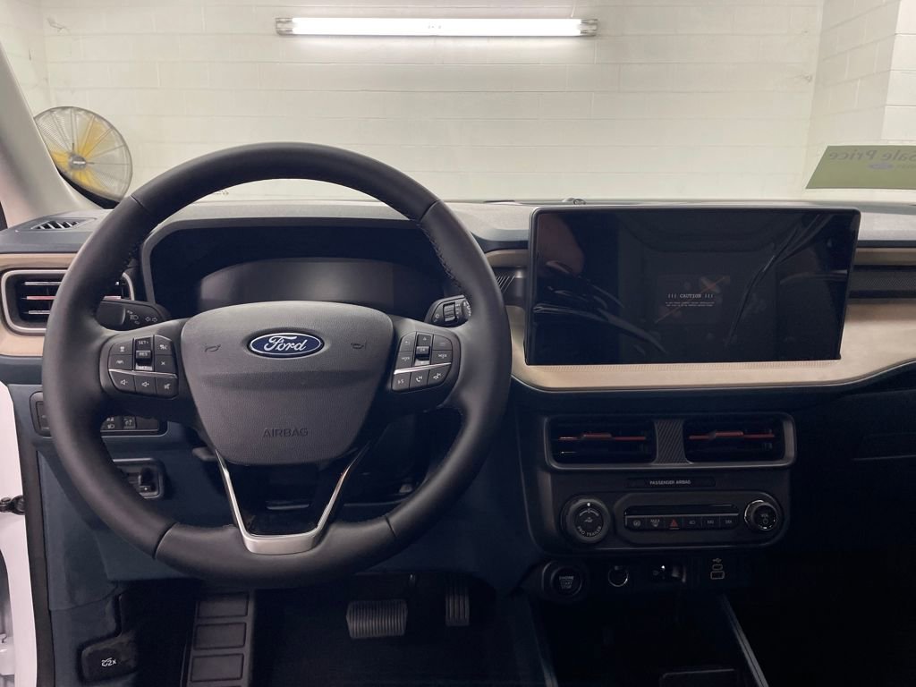 New 2025 Ford Maverick Lariat w/ 4K Tow Package image 8