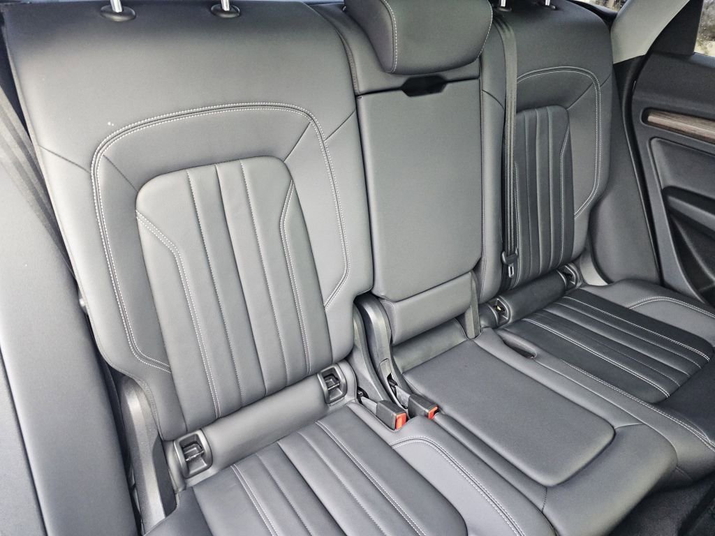 Used 2022 Audi Q5 2.0T Premium image 28