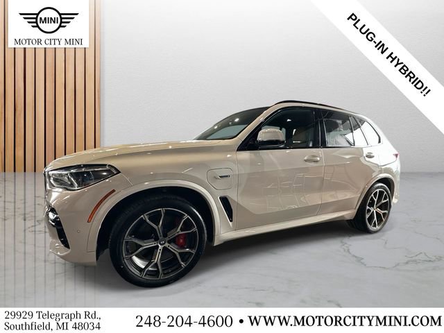 Used 2023 BMW X5 xDrive45e w/ Executive Package image 7
