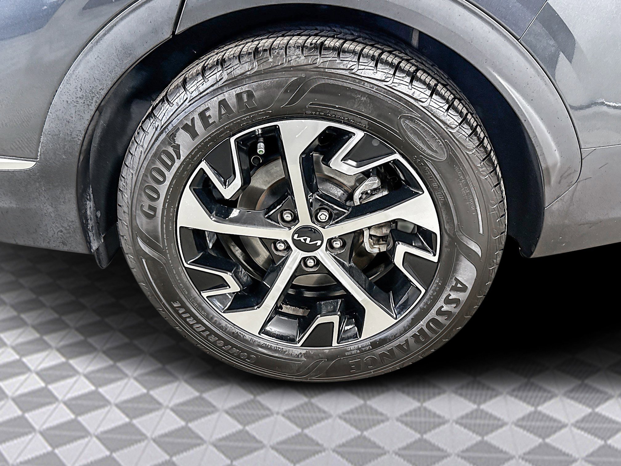 Used 2023 Kia Sportage EX image 33