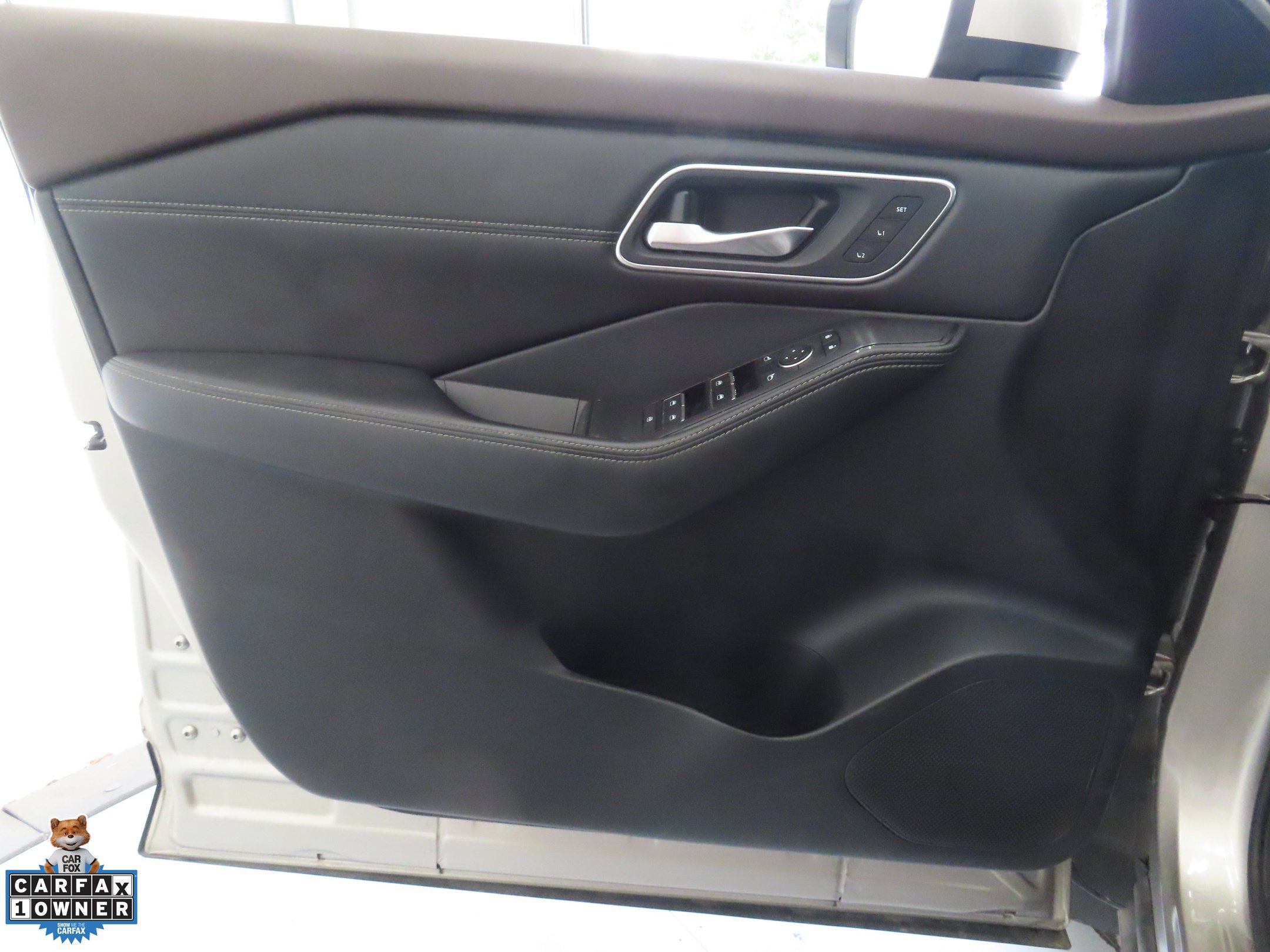 Used 2021 Nissan Rogue Platinum FWD image 10
