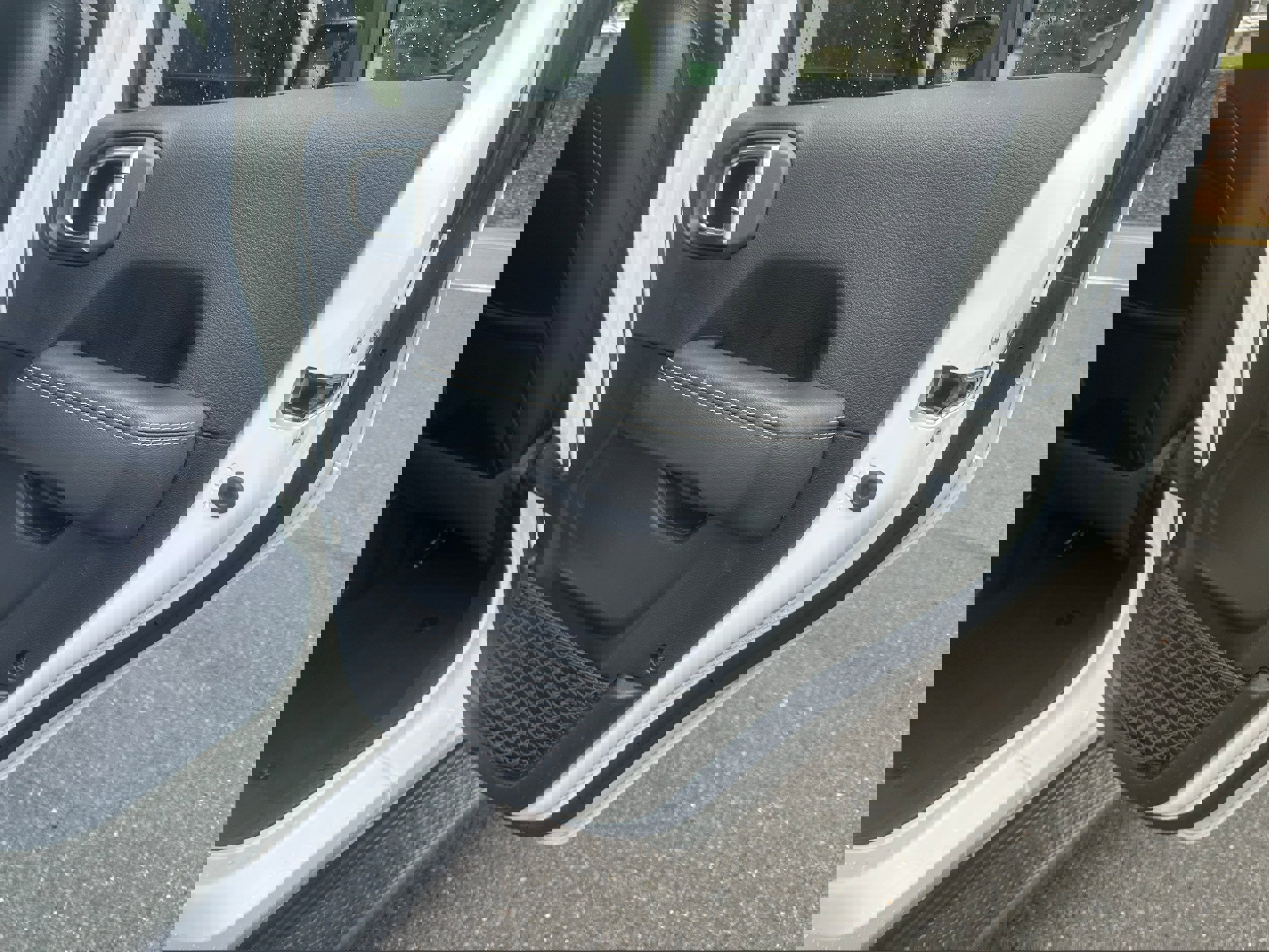 Used 2020 Jeep Gladiator Overland image 18