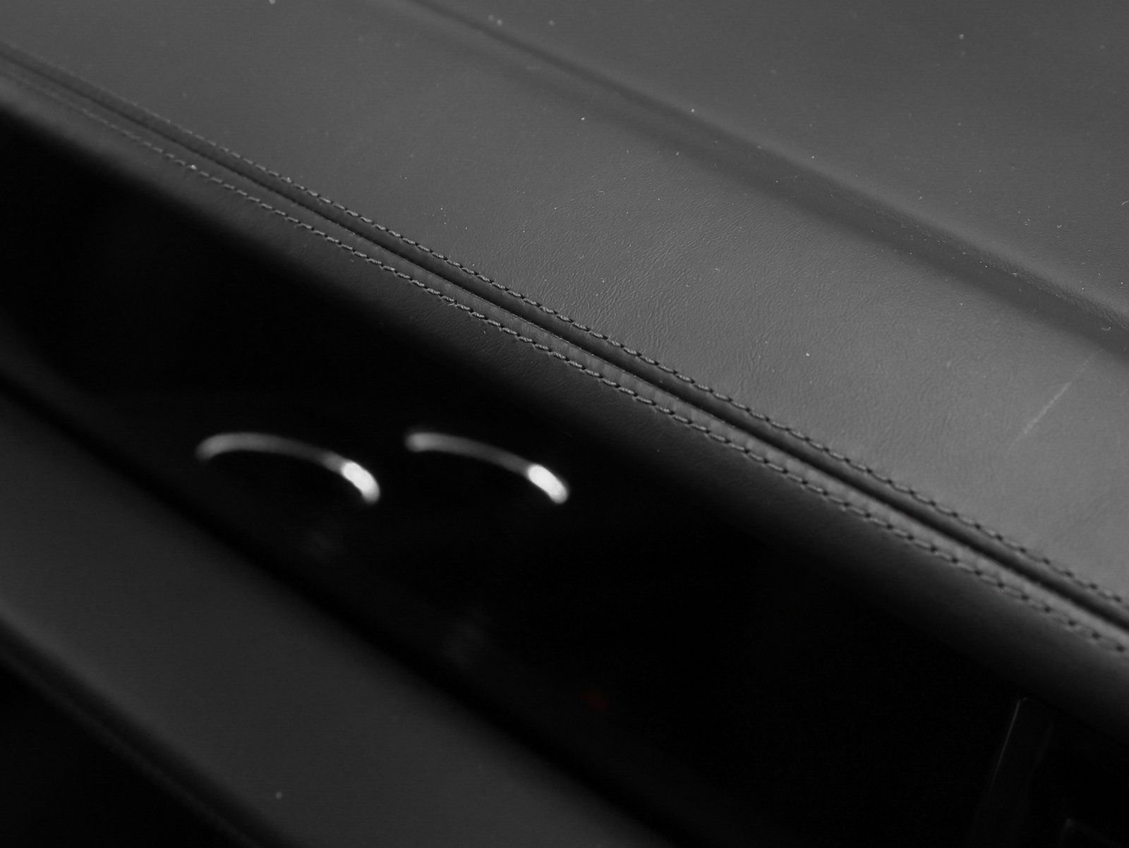 Certified 2021 Porsche Taycan Turbo image 27