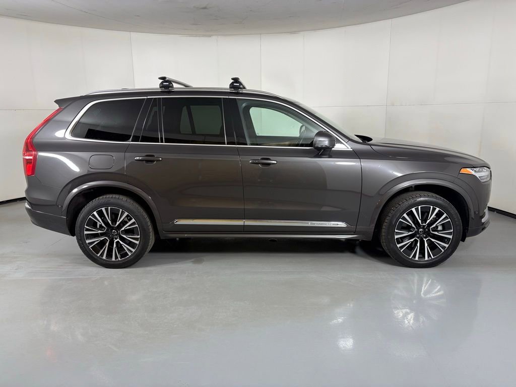 Used 2023 Volvo XC90 T8 Plus image 9