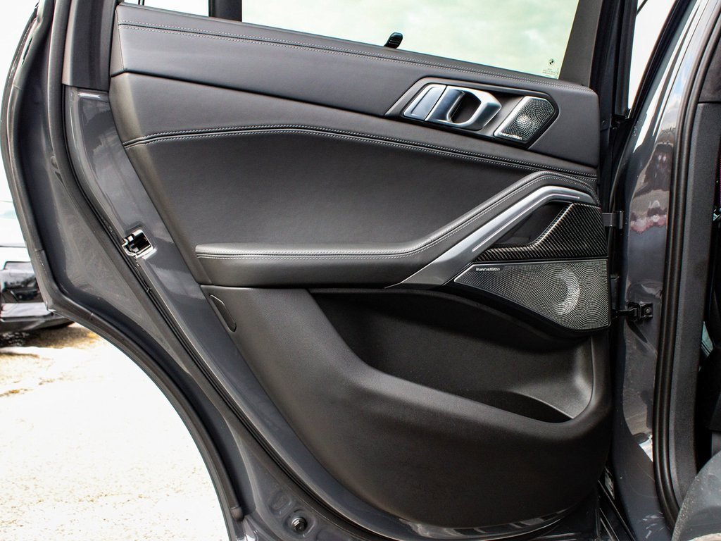 Used 2025 BMW X6 M Competition w/ Executive Package image 11