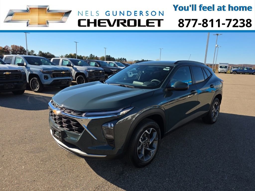 New 2026 Chevrolet Trax LT w/ Driver Confidence Package image 3