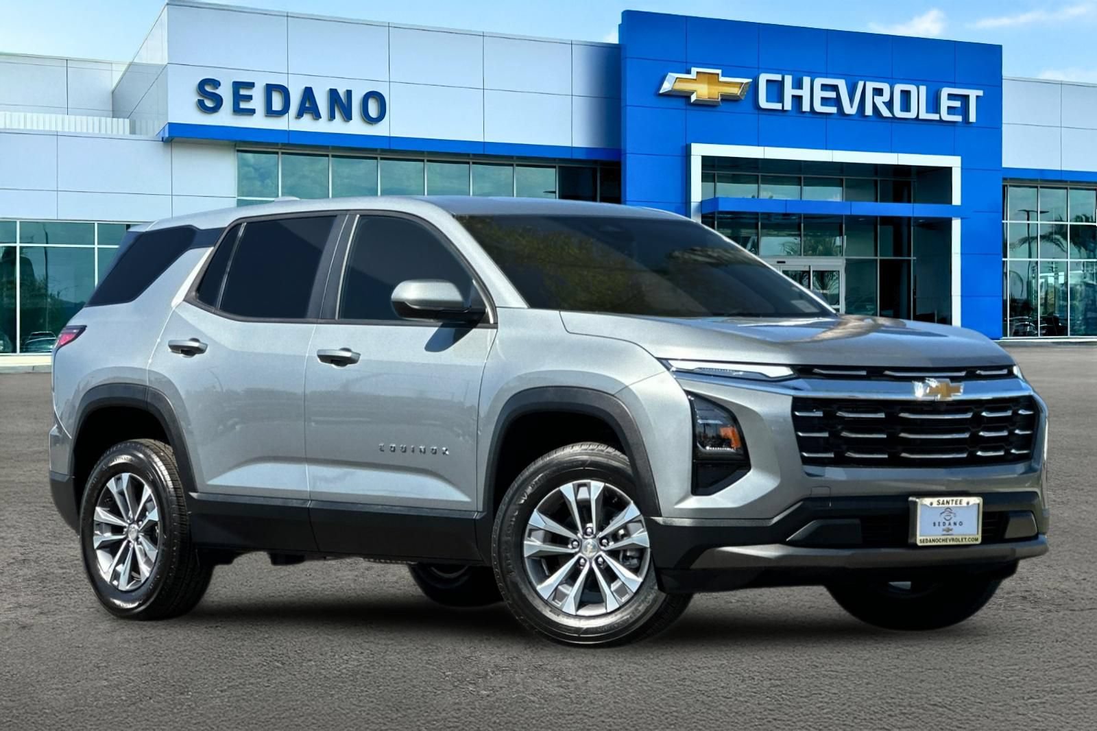 New 2026 Chevrolet Equinox LT FWD image 2