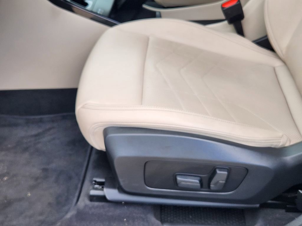 Used 2024 BMW X1 xDrive28i image 7