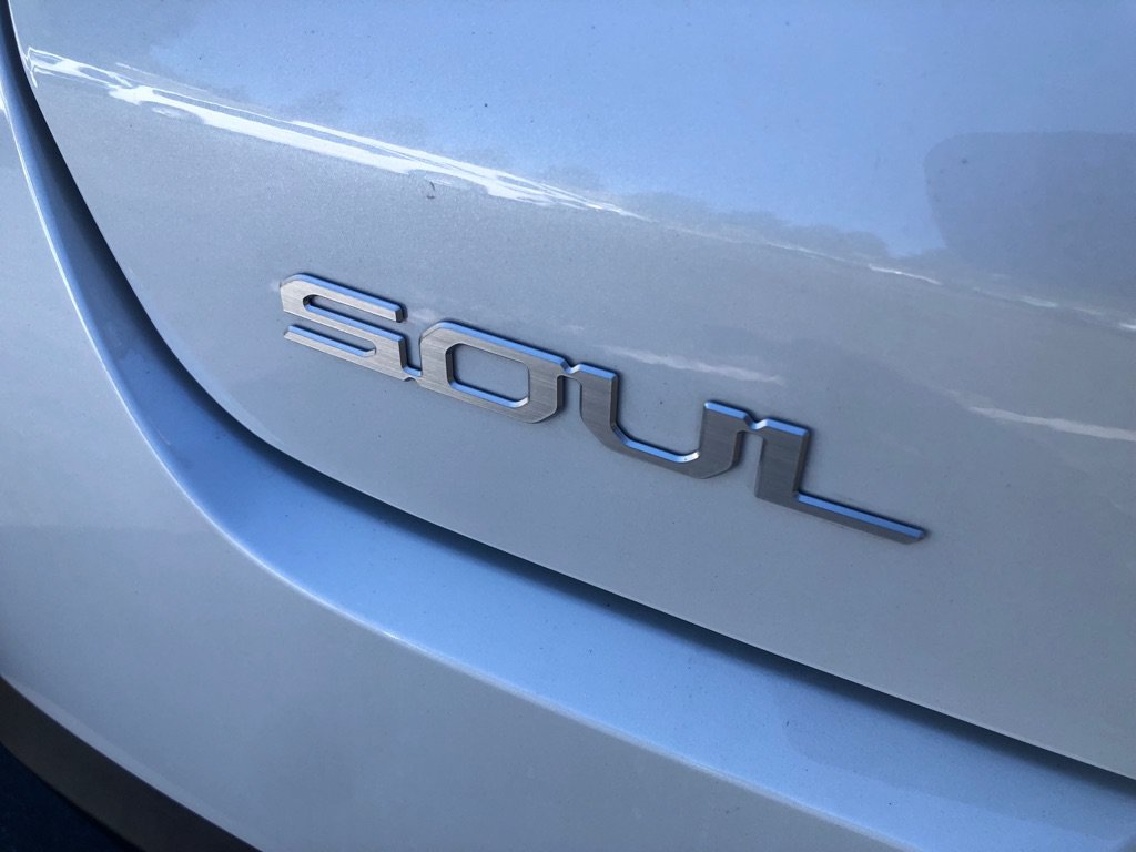 Used 2024 Kia Soul LX FWD image 16