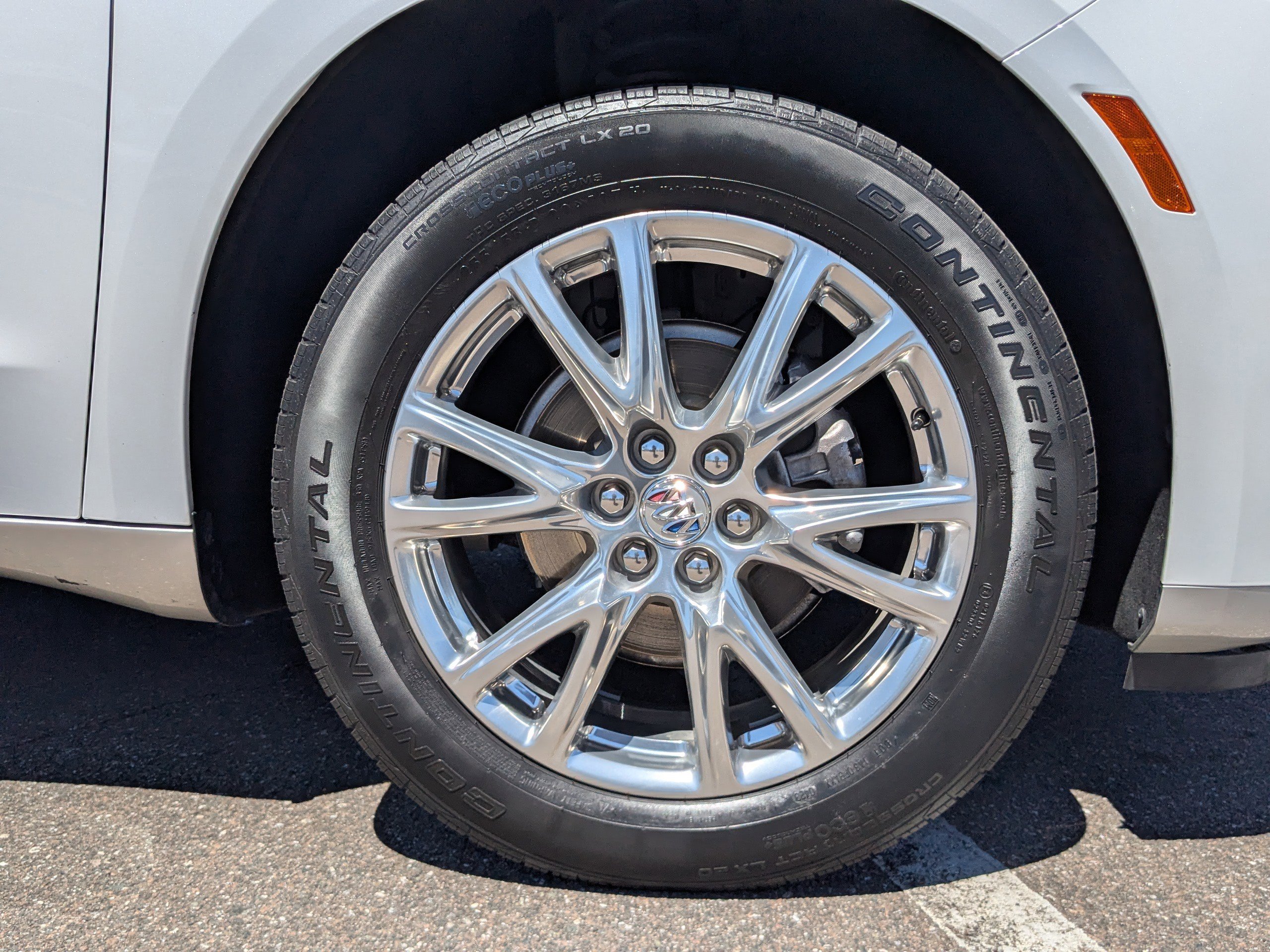 Used 2023 Buick Enclave Essence w/ Experience Buick Package image 10